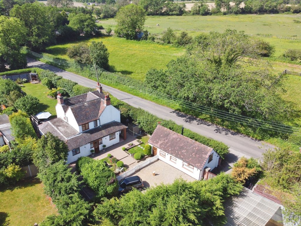 Property photo 1 of 32