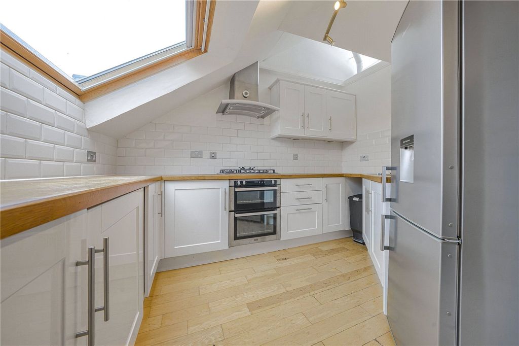 Property photo 3 of 10 Picture No. 10