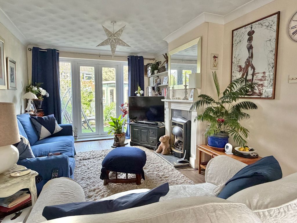 Property photo 3 of 10