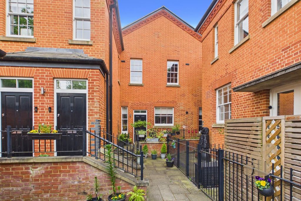 Property photo 1 of 20 Ab15B12B85F2462c87781Ae4E66A6852_100_Cam01659G0-Pr