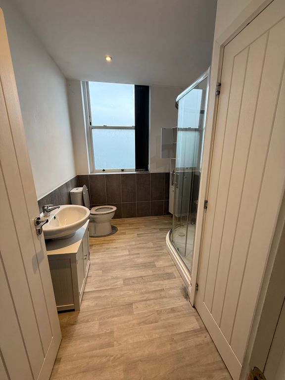 Property photo 3 of 5 Img_3093