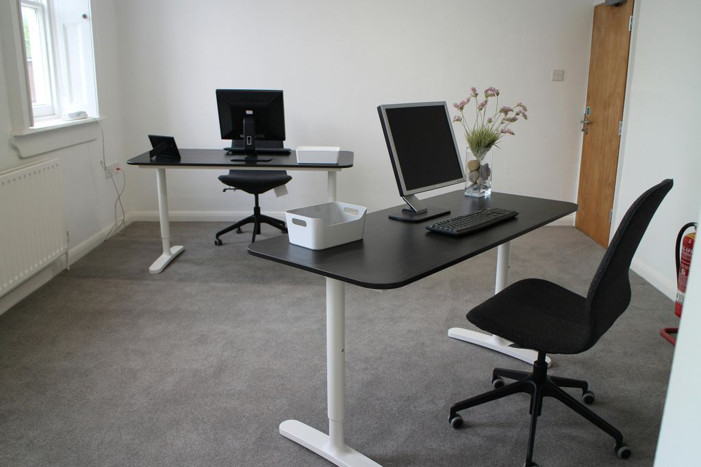 Property photo 2 of 4 Ist Floor Room 3.Jpg