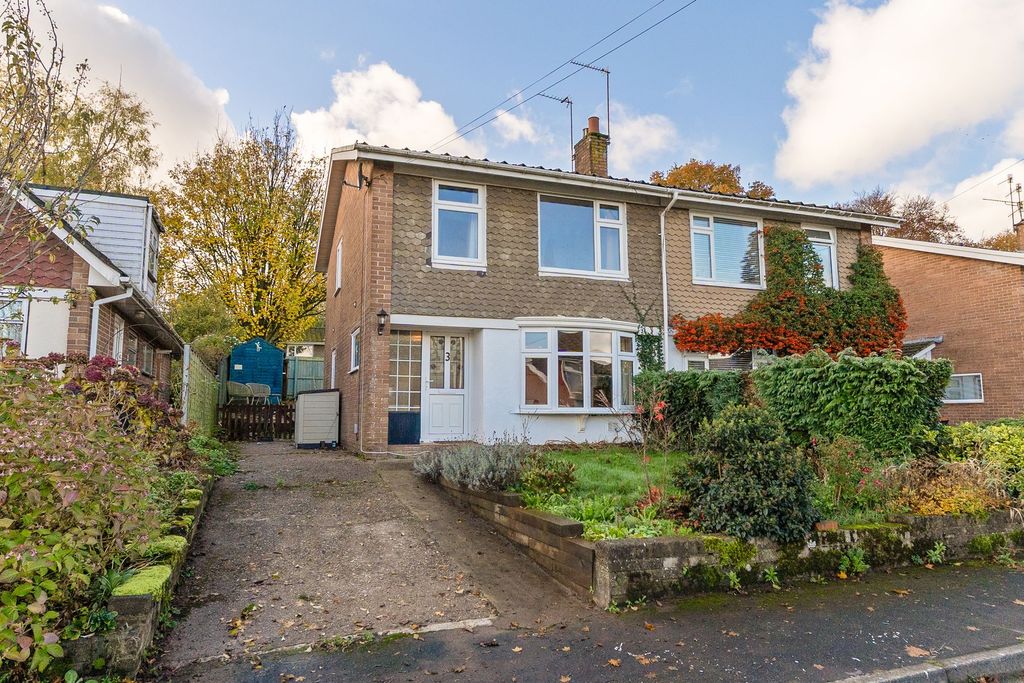 Property photo 1 of 20