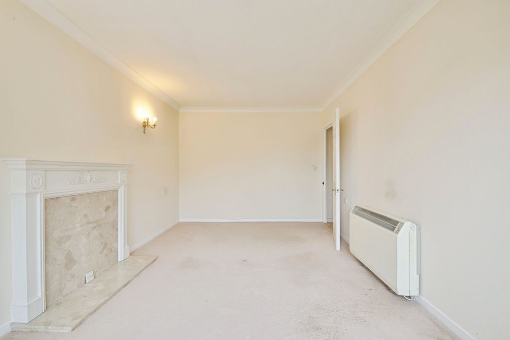 Property photo 1 of 16 Reception Room