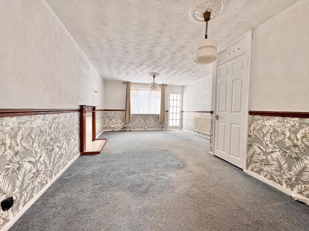 Property photo 3 of 13 Photo 3
