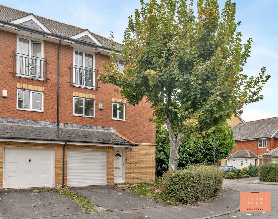 Property photo 1 of 29