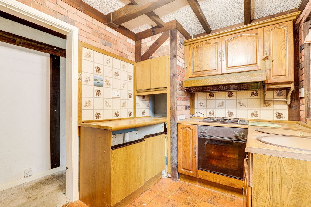 Property photo 3 of 26