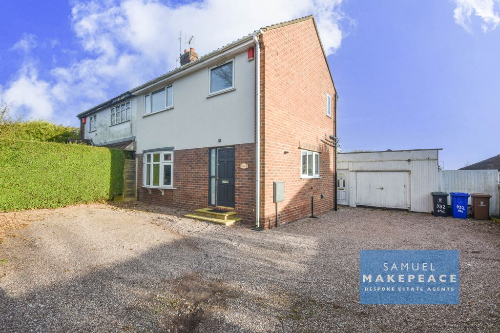 Property photo 1 of 31 Three Bedroom Semi Detached Property