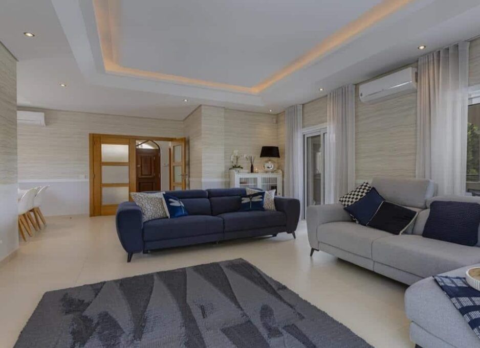 Property photo 3 of 25