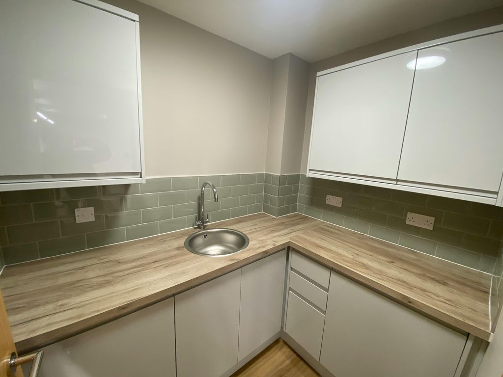 Property photo 3 of 8 Web Img_9572.Jpeg