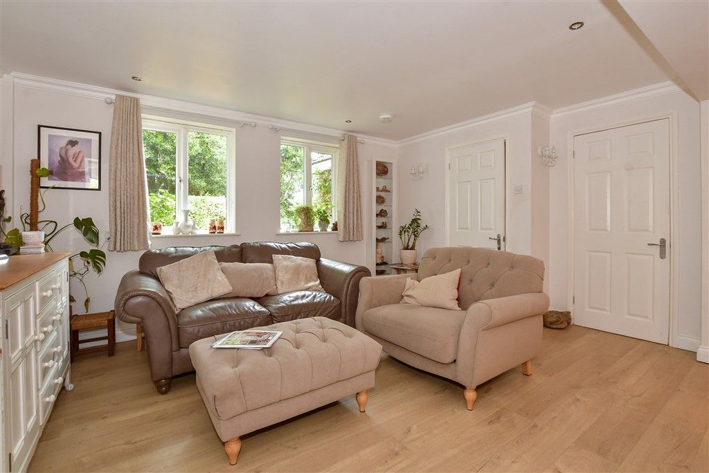 Property photo 3 of 16 Lounge/Dining Room