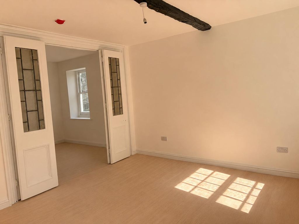 Property photo 2 of 11 2.Png