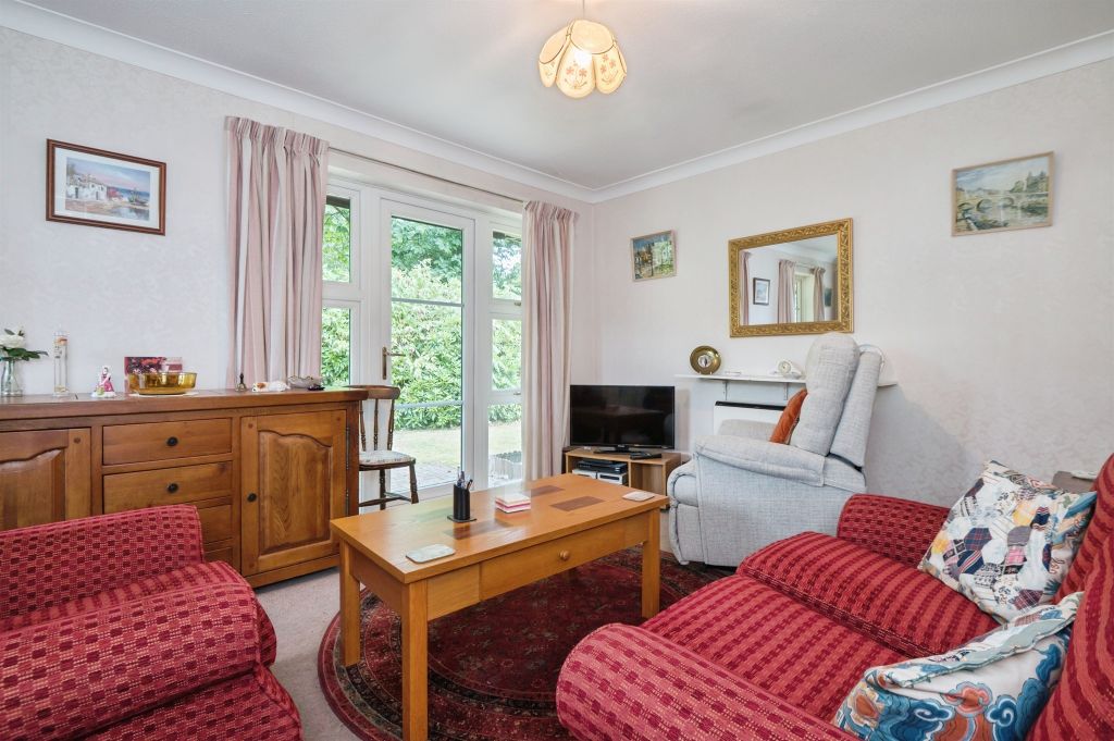 Property photo 3 of 14