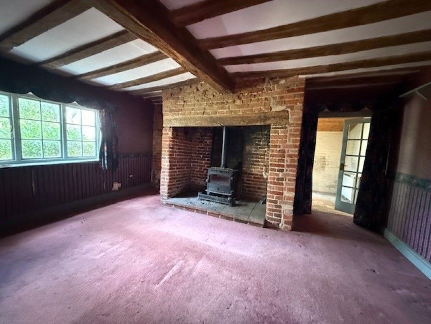 Property photo 2 of 33