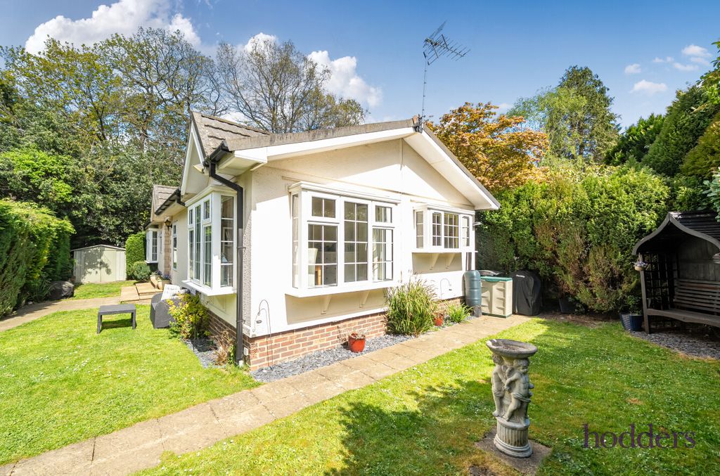 Property photo 1 of 21 05Accc94-Eed0-4A1...