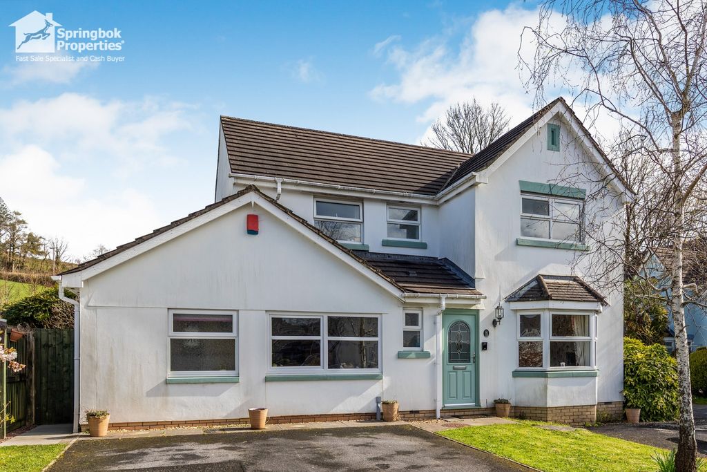 Property photo 1 of 22 Front View