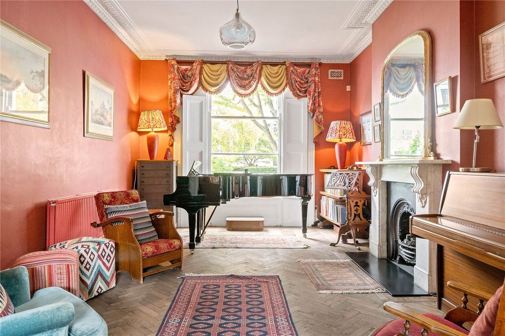 Property photo 2 of 18 Reception Room