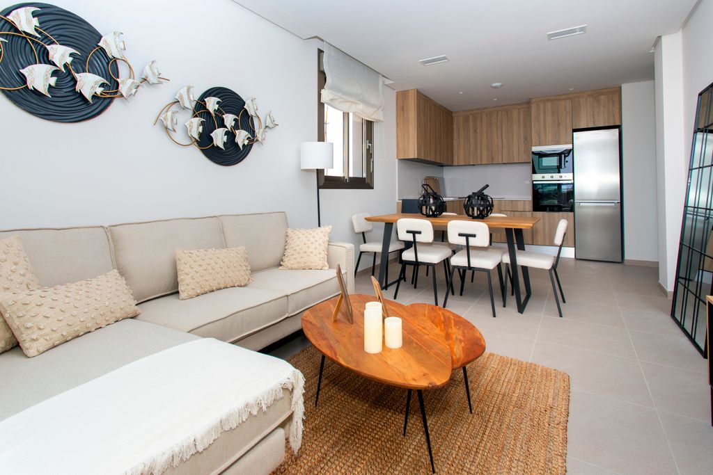 Property photo 3 of 24