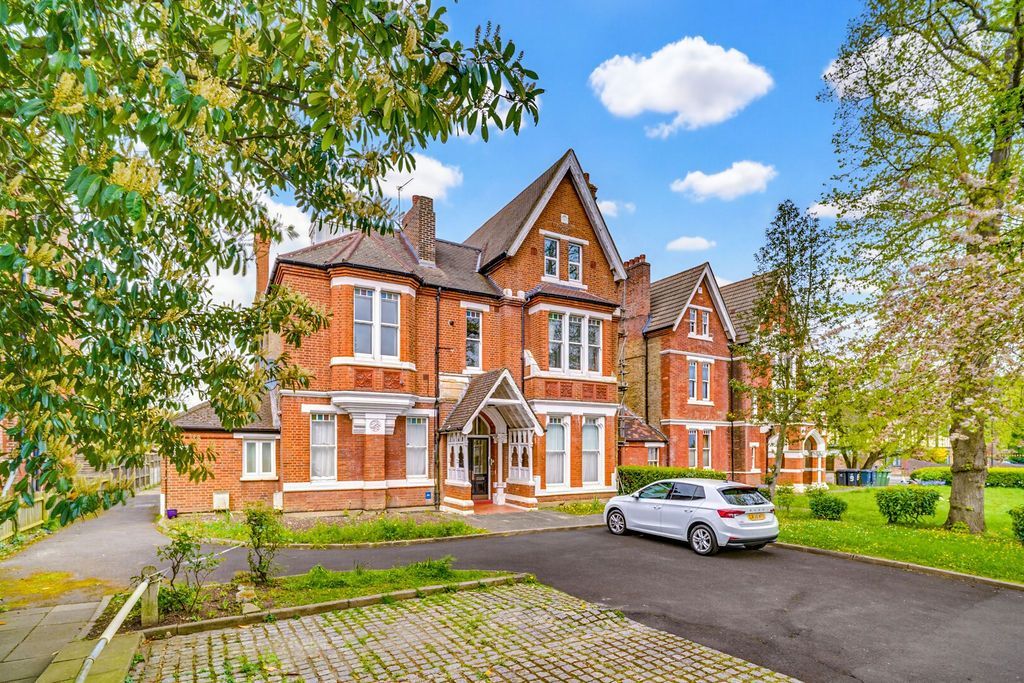 Property photo 2 of 17