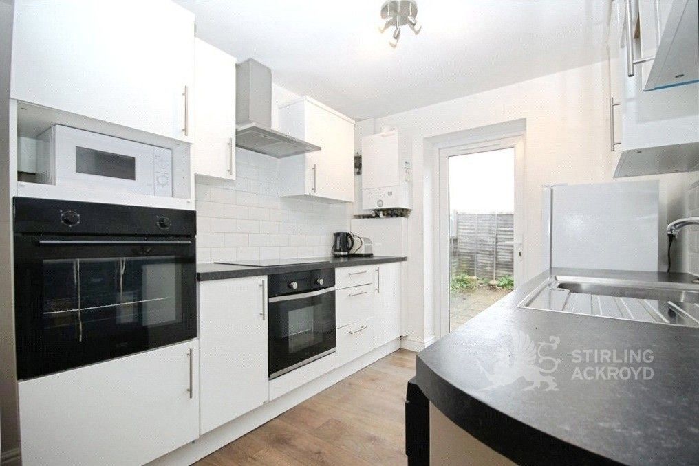 Property photo 1 of 12 Kitchen