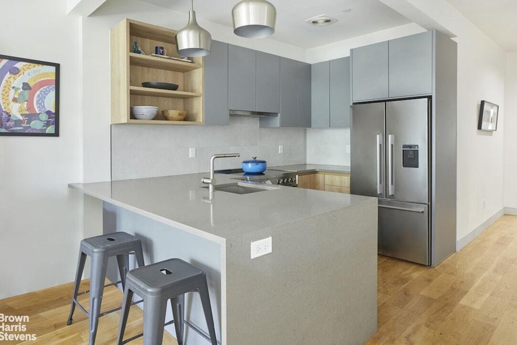 Property photo 3 of 10 <Alttext/>