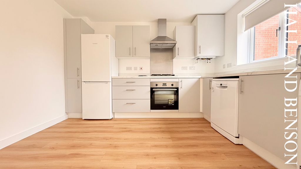 Property photo 3 of 15 Image