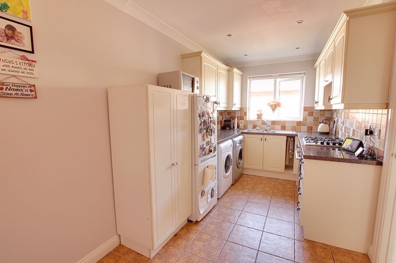 Property photo 2 of 14 Photo 2