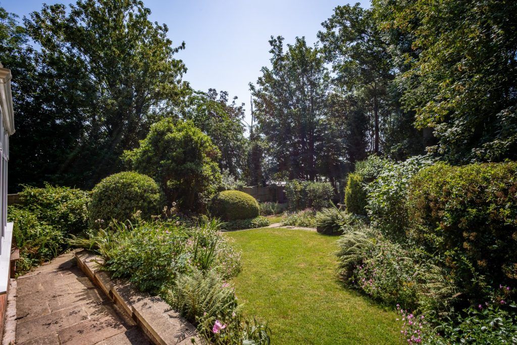 Property photo 3 of 32