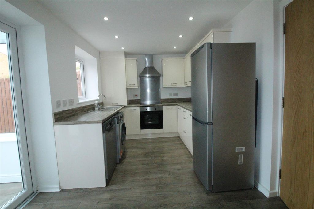 Property photo 2 of 14 Img_3010.Jpg