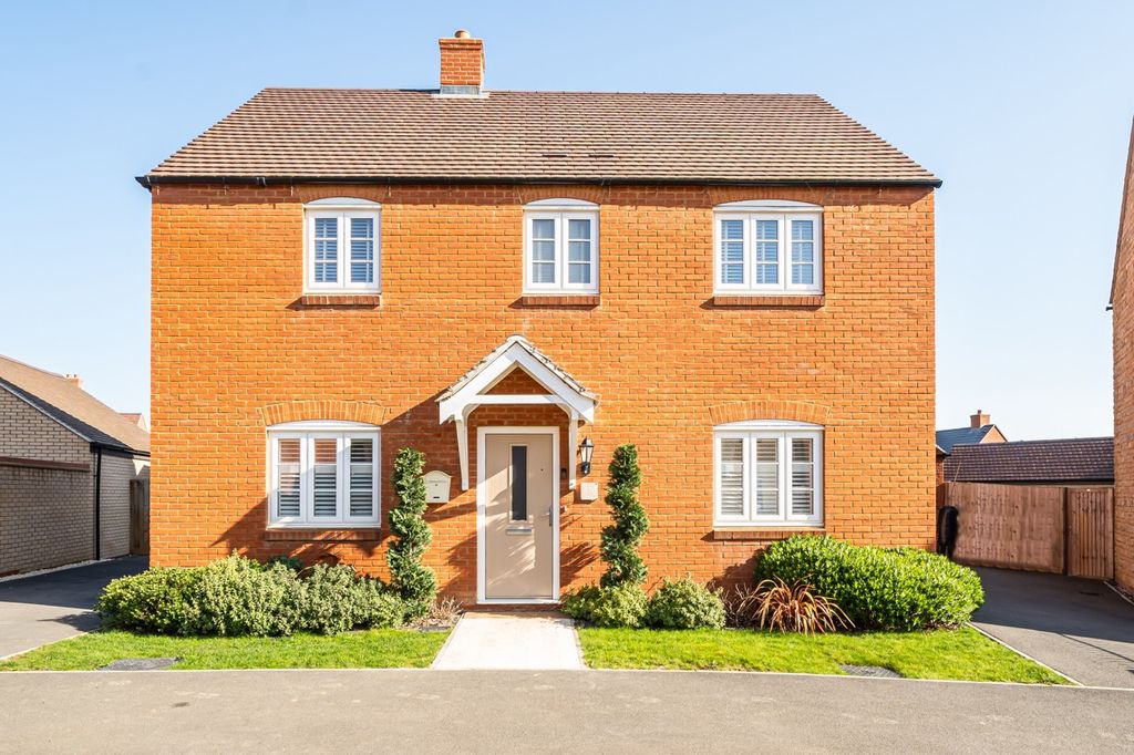 Property photo 1 of 24