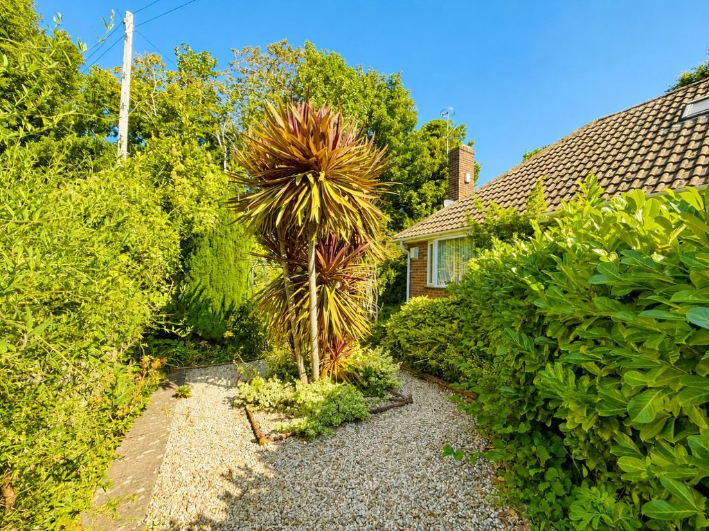 Property photo 3 of 14