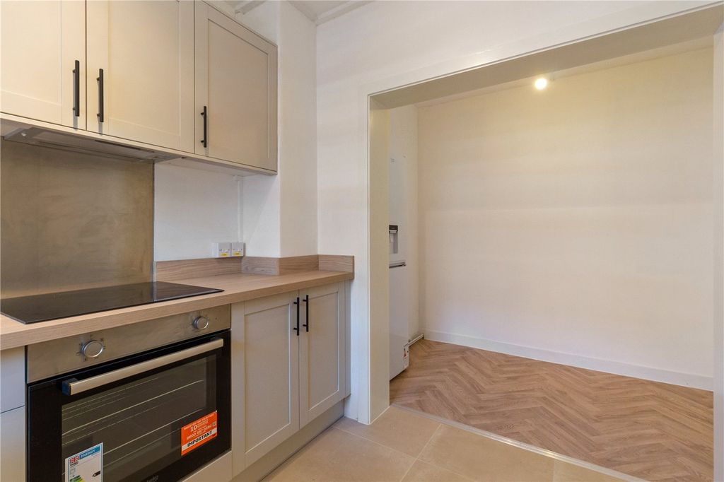 Property photo 1 of 13 Picture No. 05