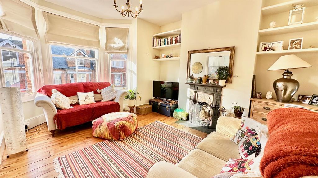 Property photo 1 of 29