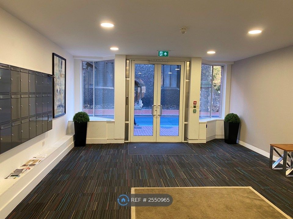 Property photo 2 of 26 Reception Area