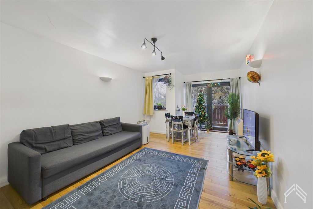 Property photo 1 of 7 9Kgpbowuduatwz8Ficwqgq.Jpg