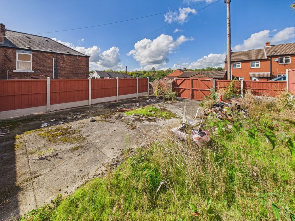 Property photo 2 of 6 Cam04789G0-Pr0150-Still019