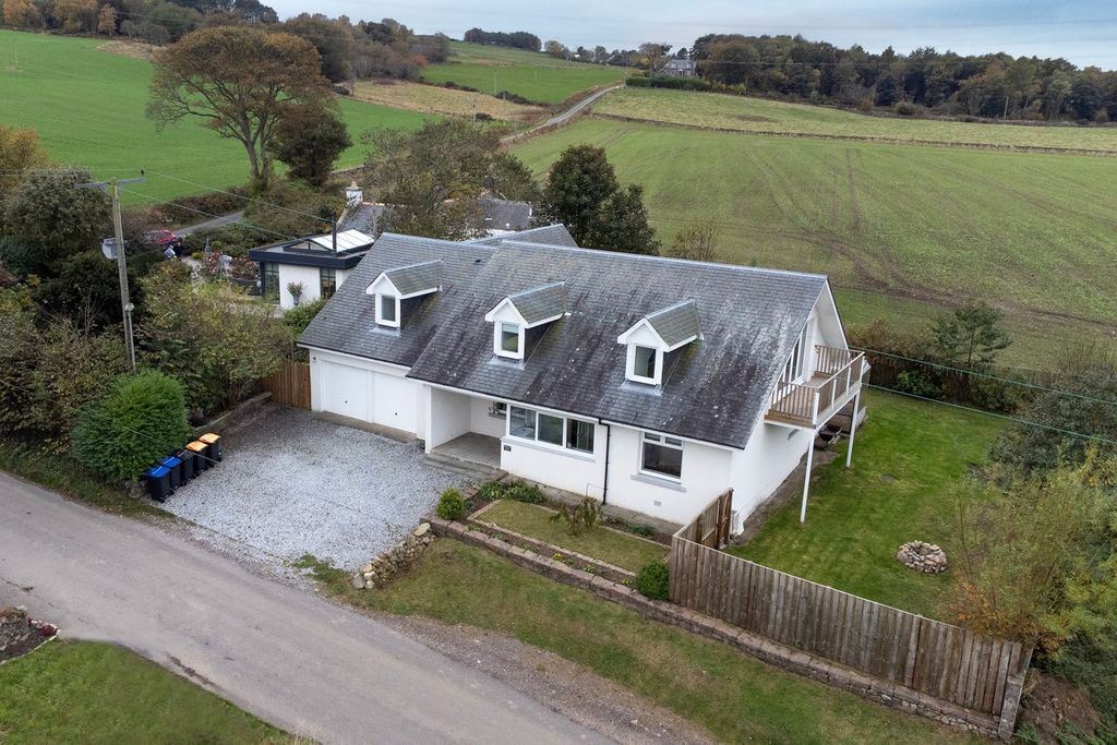 Property photo 1 of 33