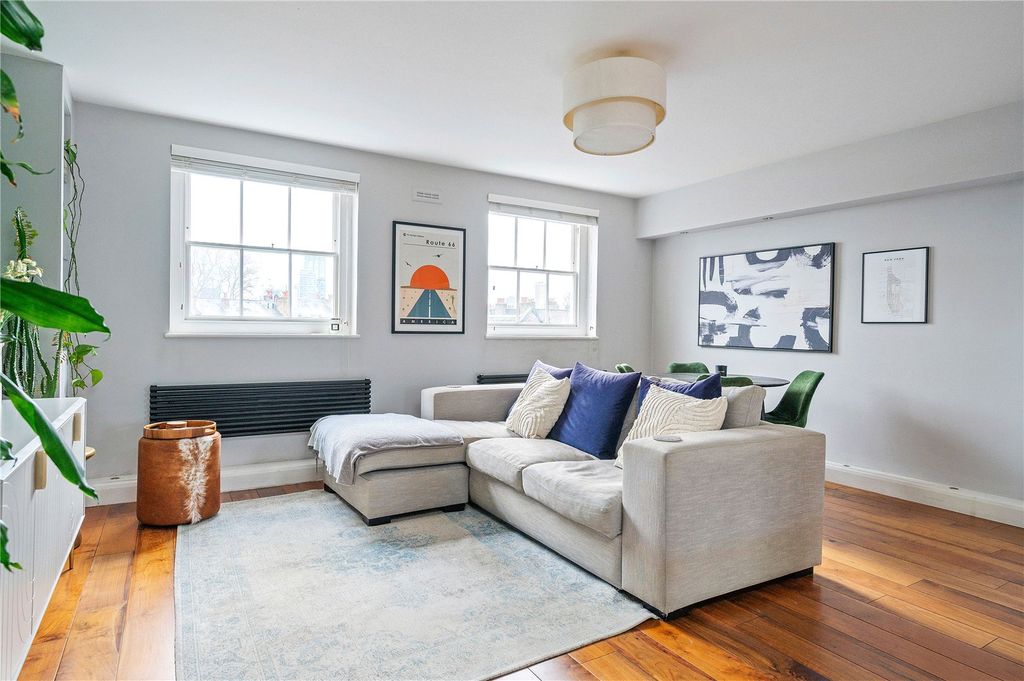 Property photo 3 of 12 Reception Room