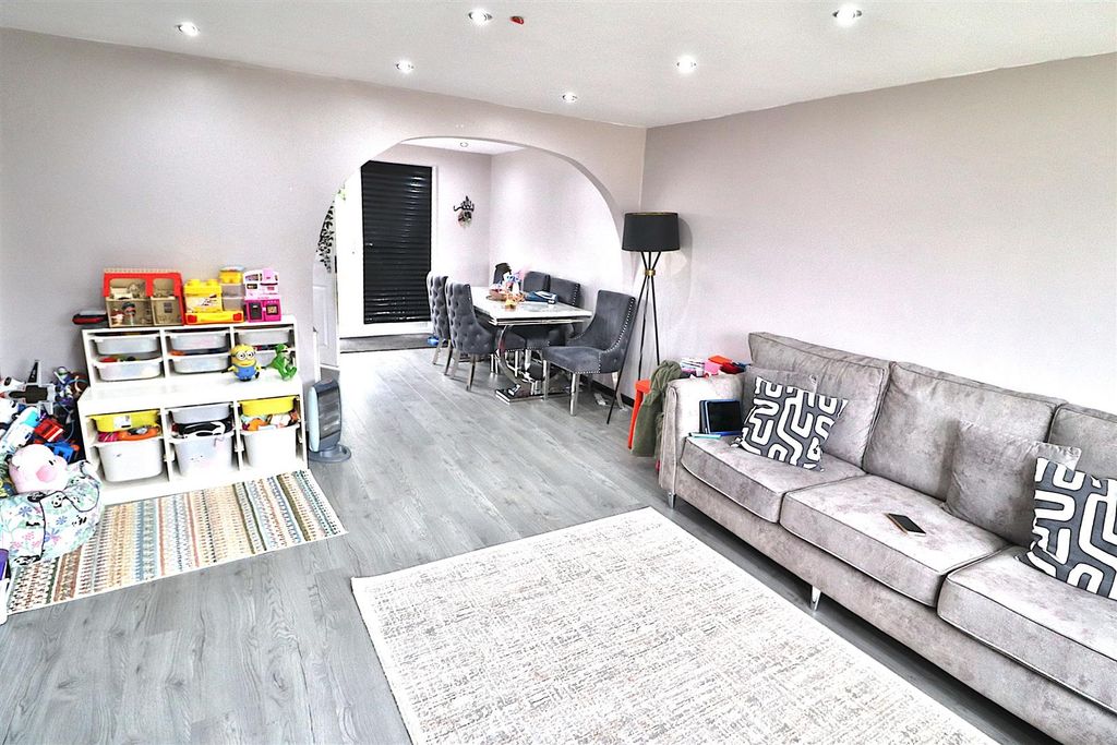 Property photo 3 of 16 Open Plan Lounge/Dining Room