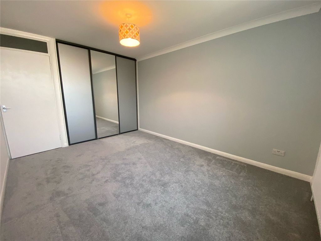 Property photo 3 of 6 Picture No. 02