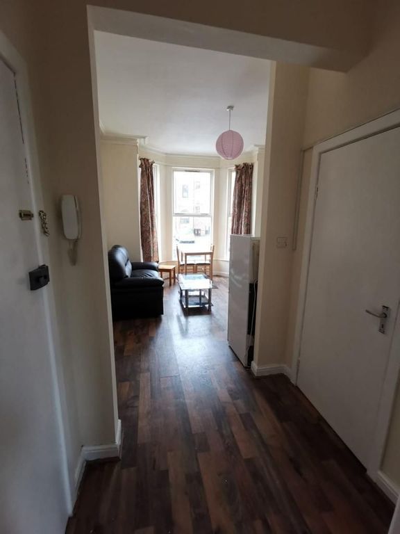 Property photo 3 of 6 Bright Living Area With Classic Bay Windows...