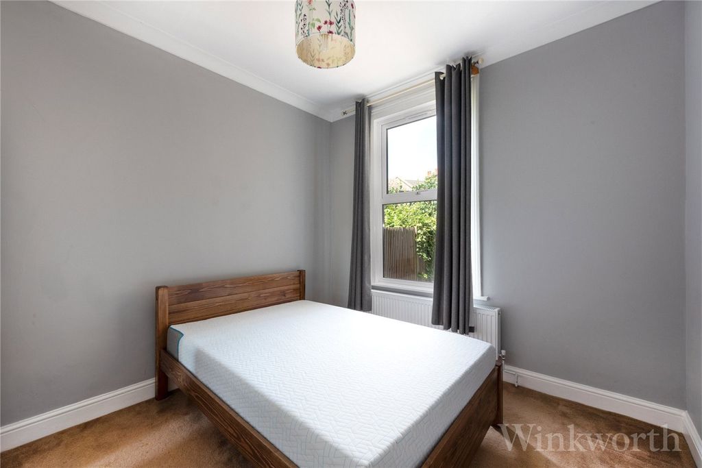 Property photo 3 of 10 Picture No. 13