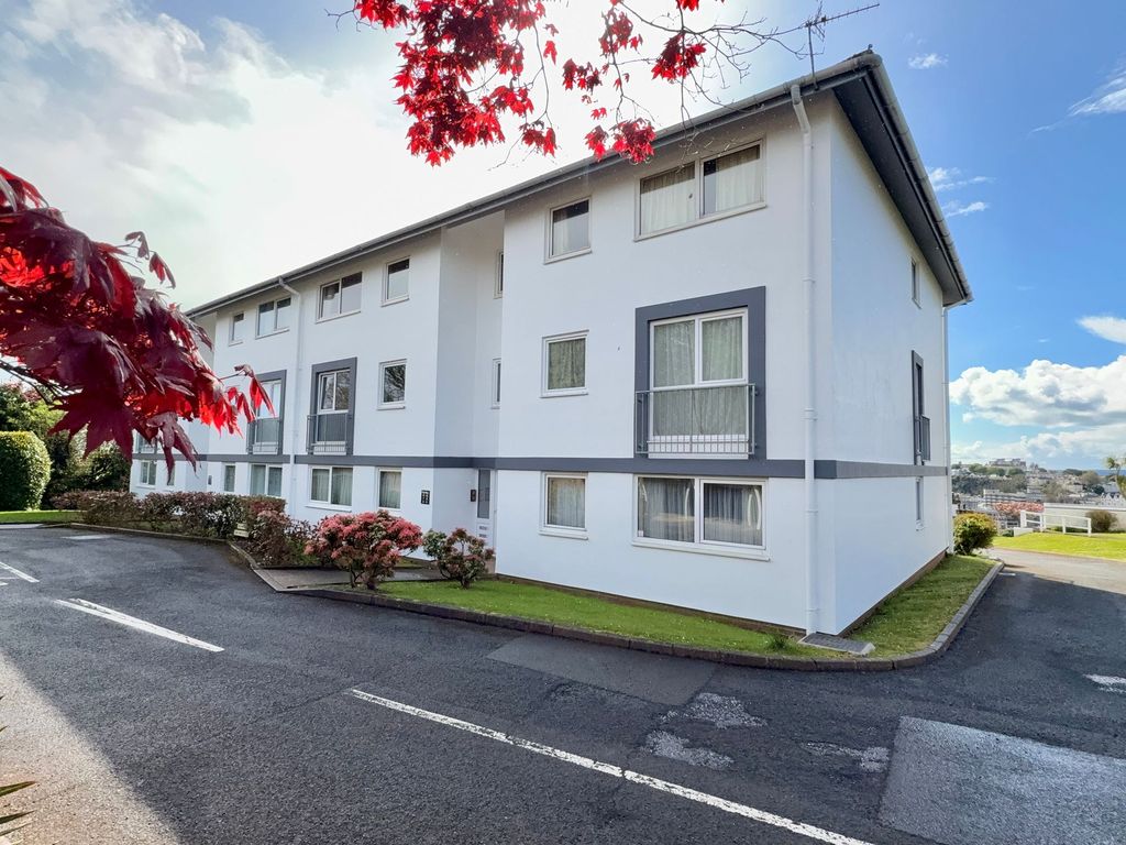 Property photo 3 of 20