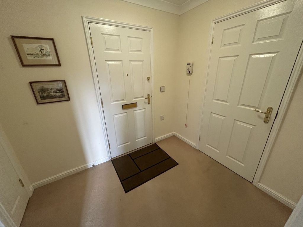 Additional image 8 of 1 bed flat for saleHeol Gouesnou, Brecon LD3