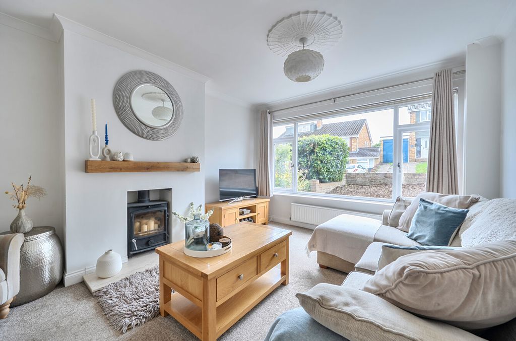 Property photo 2 of 12 1458619-20-6A0350...