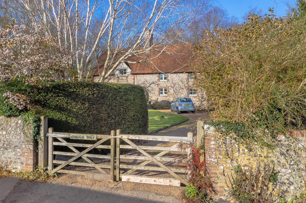 Property photo 1 of 30