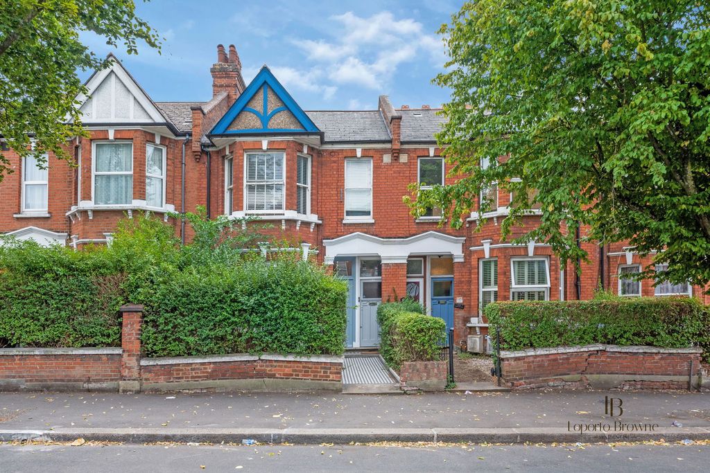 Property photo 1 of 21