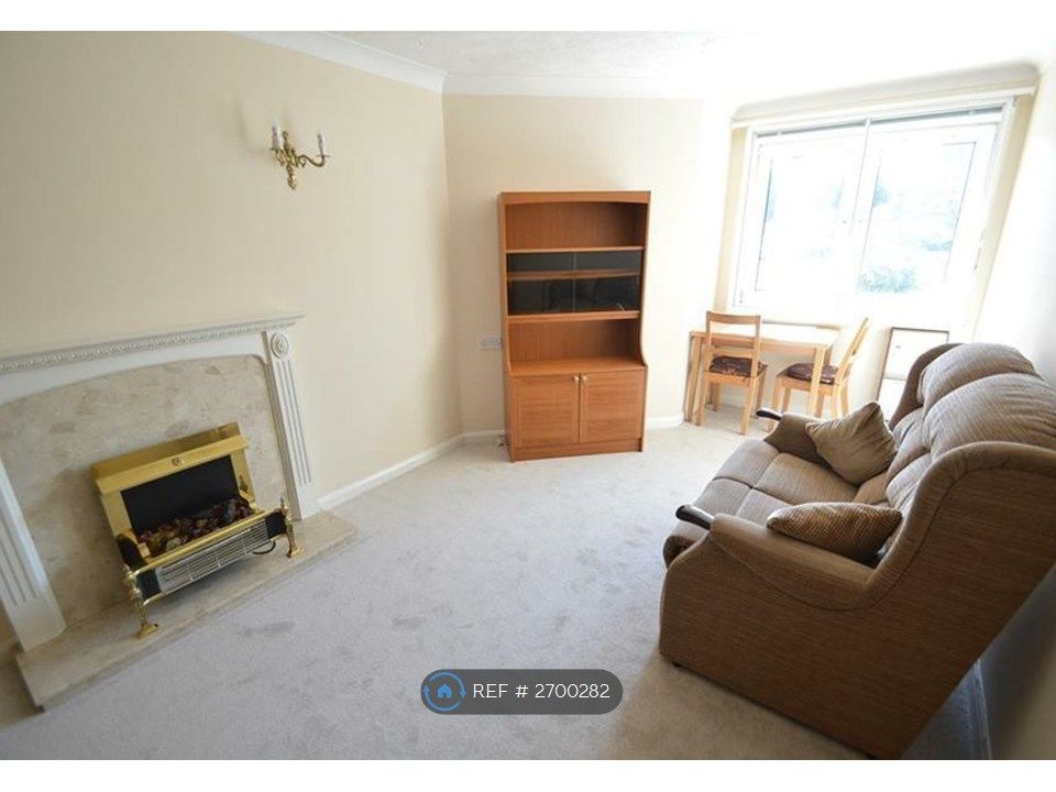 Property photo 3 of 12