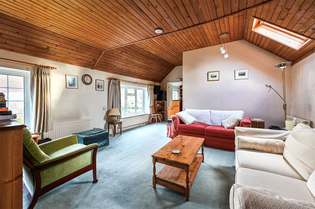 Property photo 3 of 12 Picture No. 04