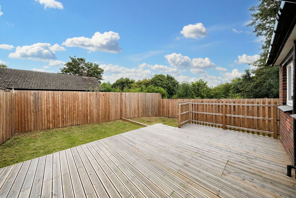 Property photo 3 of 26